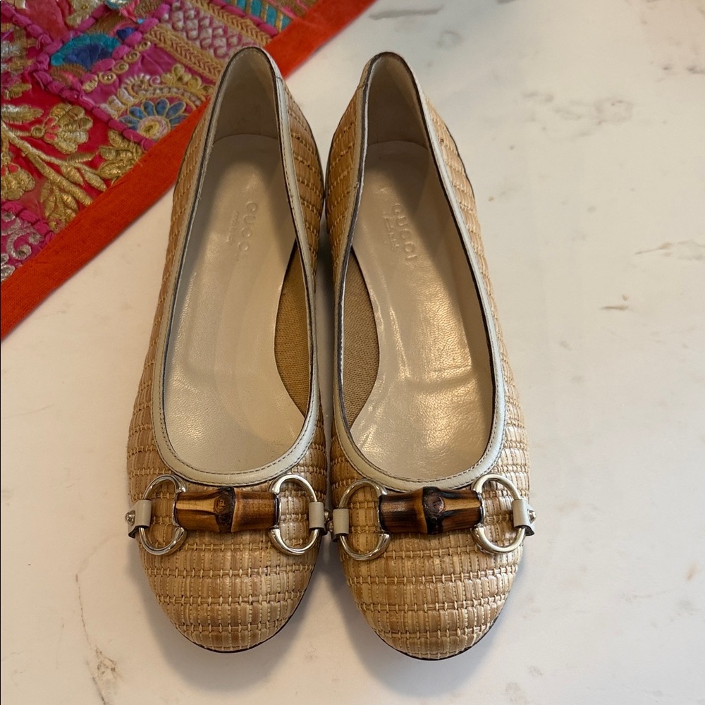 Gucci Authentic Women's Tan Woven Flats with Bamboo Detail, size 7B